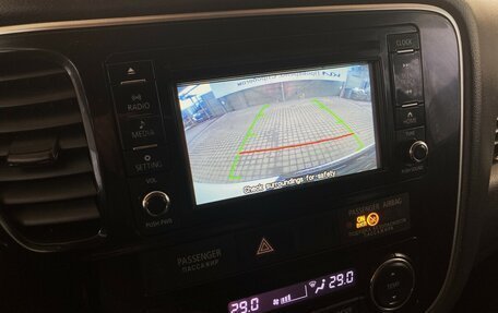 Mitsubishi Outlander III рестайлинг 3, 2017 год, 1 590 000 рублей, 7 фотография