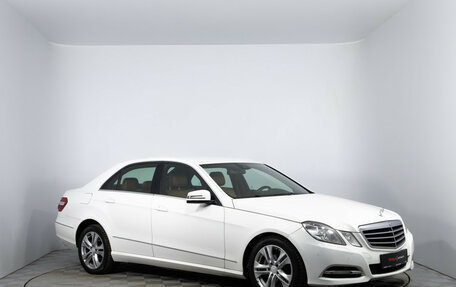 Mercedes-Benz E-Класс, 2012 год, 1 378 000 рублей, 3 фотография