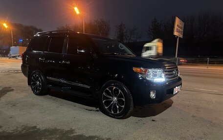 Toyota Land Cruiser 200, 2012 год, 2 980 000 рублей, 9 фотография