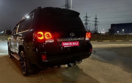 Toyota Land Cruiser 200, 2012 год, 2 980 000 рублей, 5 фотография