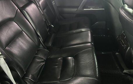 Toyota Land Cruiser 200, 2012 год, 2 980 000 рублей, 17 фотография