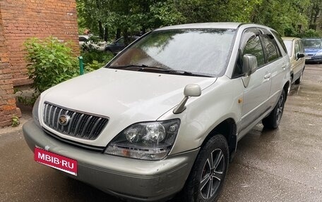 Toyota Harrier, 1999 год, 577 000 рублей, 1 фотография