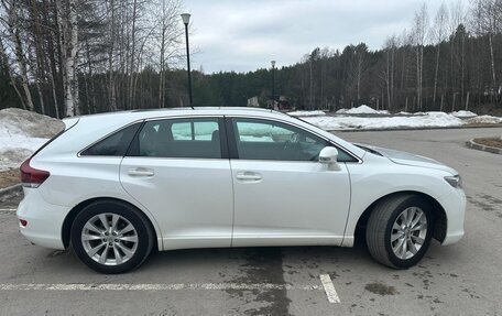 Toyota Venza I, 2013 год, 2 190 000 рублей, 2 фотография
