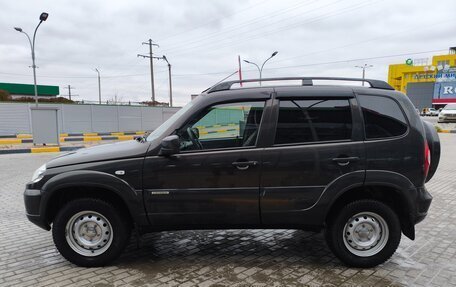 Chevrolet Niva I рестайлинг, 2016 год, 730 000 рублей, 4 фотография