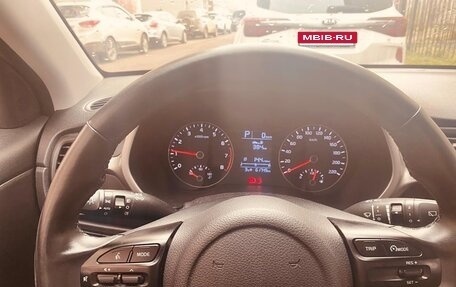 KIA Rio IV, 2022 год, 1 950 000 рублей, 2 фотография