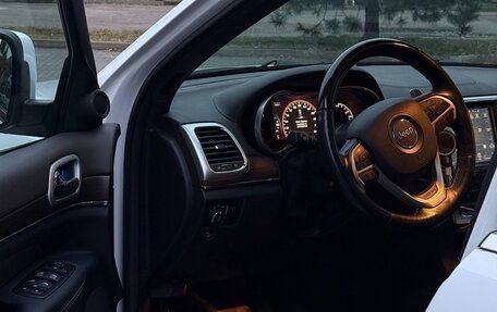 Jeep Grand Cherokee, 2014 год, 2 750 000 рублей, 16 фотография