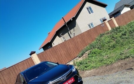 Toyota Camry, 2015 год, 1 750 000 рублей, 3 фотография