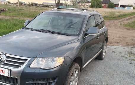 Volkswagen Touareg III, 2008 год, 990 000 рублей, 2 фотография