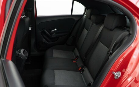 Mercedes-Benz A-Класс, 2019 год, 1 989 999 рублей, 9 фотография