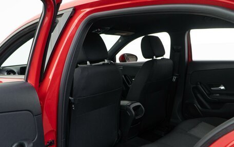 Mercedes-Benz A-Класс, 2019 год, 1 989 999 рублей, 11 фотография