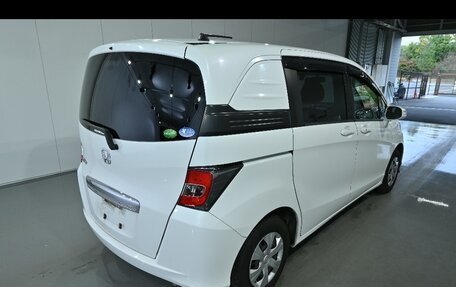 Honda Freed I, 2015 год, 744 550 рублей, 2 фотография