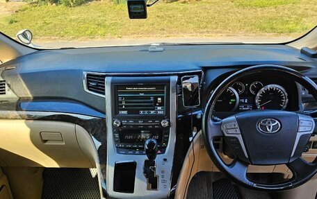 Toyota Vellfire I, 2012 год, 2 299 000 рублей, 9 фотография