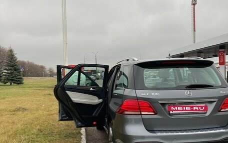 Mercedes-Benz GLE, 2017 год, 4 400 000 рублей, 3 фотография