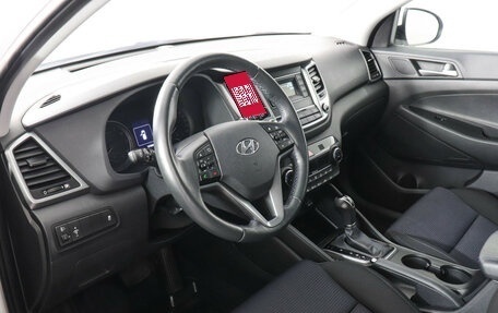 Hyundai Tucson III, 2017 год, 1 997 000 рублей, 9 фотография