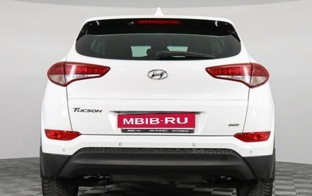 Hyundai Tucson III, 2017 год, 1 997 000 рублей, 6 фотография