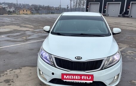 KIA Rio III рестайлинг, 2013 год, 575 000 рублей, 2 фотография