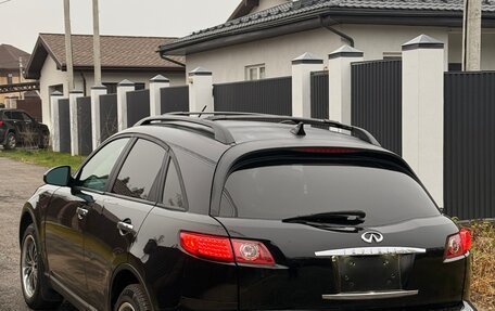 Infiniti FX I, 2005 год, 800 000 рублей, 3 фотография