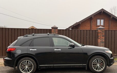 Infiniti FX I, 2005 год, 800 000 рублей, 5 фотография