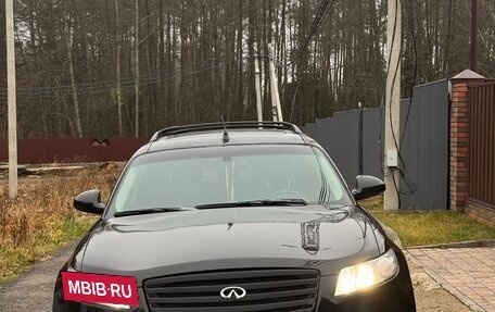 Infiniti FX I, 2005 год, 800 000 рублей, 9 фотография