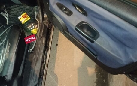 Mitsubishi Carisma I, 2002 год, 200 000 рублей, 4 фотография