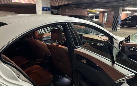 Mercedes-Benz CLS, 2015 год, 2 990 000 рублей, 14 фотография