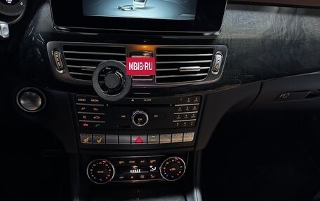 Mercedes-Benz CLS, 2015 год, 2 990 000 рублей, 16 фотография