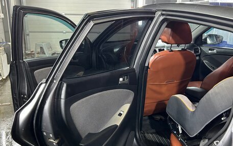 Hyundai Solaris II рестайлинг, 2011 год, 620 000 рублей, 14 фотография