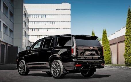 Cadillac Escalade V, 2023 год, 16 000 000 рублей, 3 фотография