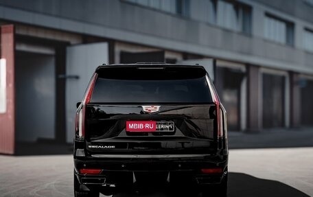 Cadillac Escalade V, 2023 год, 16 000 000 рублей, 7 фотография