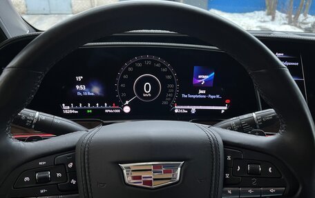 Cadillac Escalade V, 2023 год, 16 000 000 рублей, 14 фотография