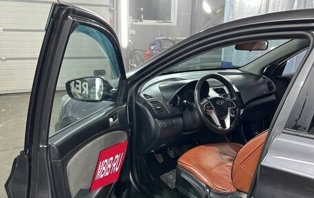 Hyundai Solaris II рестайлинг, 2011 год, 620 000 рублей, 15 фотография