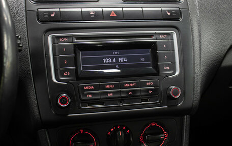 Volkswagen Polo VI (EU Market), 2015 год, 798 000 рублей, 18 фотография