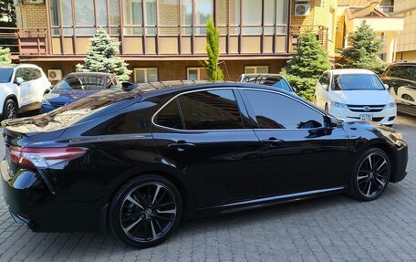 Toyota Camry, 2020 год, 2 190 000 рублей, 8 фотография