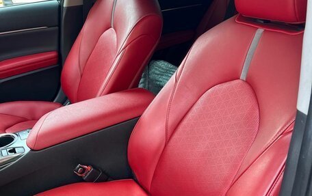 Toyota Camry, 2020 год, 2 190 000 рублей, 17 фотография