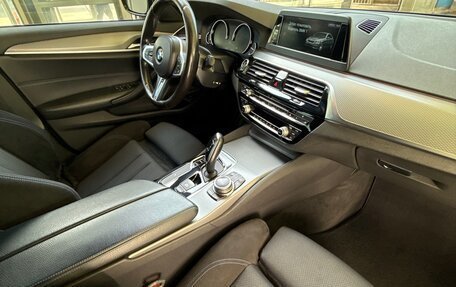 BMW 5 серия, 2019 год, 3 450 000 рублей, 13 фотография