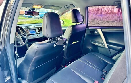 Toyota RAV4, 2014 год, 2 300 000 рублей, 21 фотография