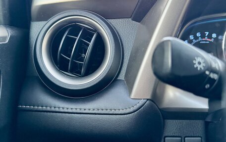 Toyota RAV4, 2014 год, 2 300 000 рублей, 28 фотография