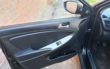 Hyundai Solaris II рестайлинг, 2016 год, 790 000 рублей, 14 фотография