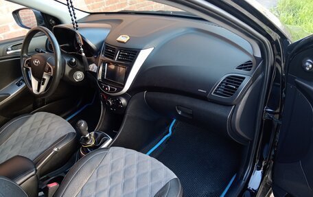 Hyundai Solaris II рестайлинг, 2016 год, 790 000 рублей, 13 фотография