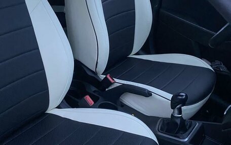 Hyundai Solaris II рестайлинг, 2017 год, 1 400 000 рублей, 5 фотография