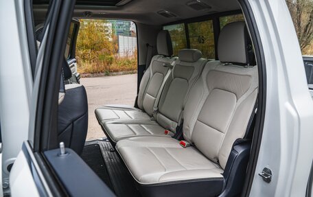 Rambler 1500, 2022 год, 8 640 000 рублей, 15 фотография