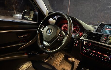 BMW 3 серия, 2017 год, 3 090 000 рублей, 12 фотография