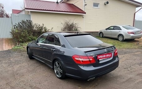 Mercedes-Benz E-Класс, 2010 год, 1 350 000 рублей, 4 фотография