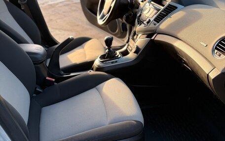 Chevrolet Cruze II, 2011 год, 849 000 рублей, 19 фотография