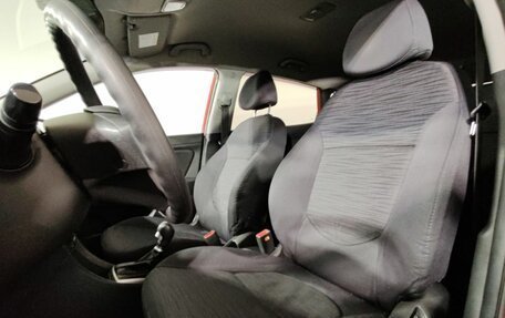 Hyundai Solaris II рестайлинг, 2014 год, 760 000 рублей, 13 фотография