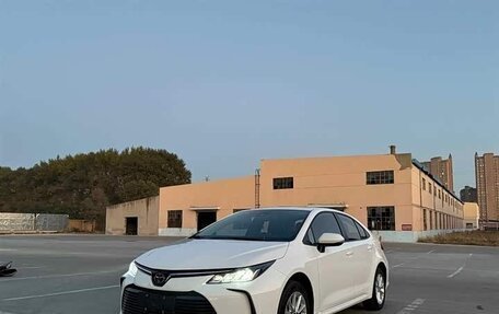 Toyota Corolla, 2021 год, 1 300 000 рублей, 3 фотография