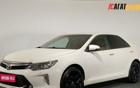 Toyota Camry, 2017 год, 2 300 000 рублей, 1 фотография