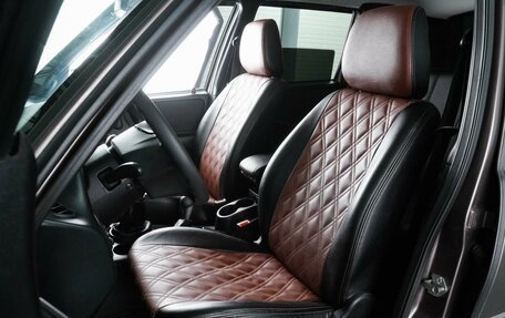 Chevrolet Niva I рестайлинг, 2017 год, 779 000 рублей, 10 фотография