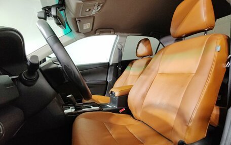 Toyota Camry, 2017 год, 2 300 000 рублей, 13 фотография