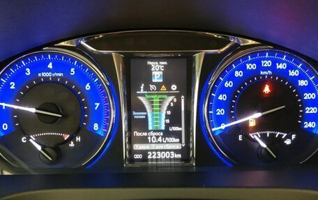 Toyota Camry, 2017 год, 2 300 000 рублей, 9 фотография